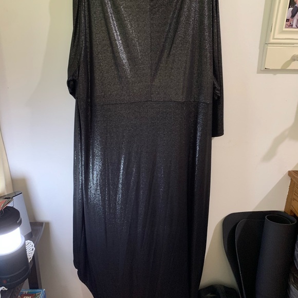 Night Out Pewter Shimmer Dress with Cut Out 26/28 - Picture 5 of 6